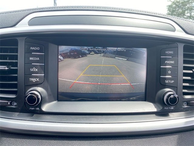 Used 2020 Kia Sorento EX image 25