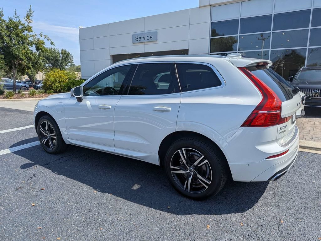 Used 2019 Volvo XC60 T8 R-Design w/ Protection Package Premier AWD/4WD image 4