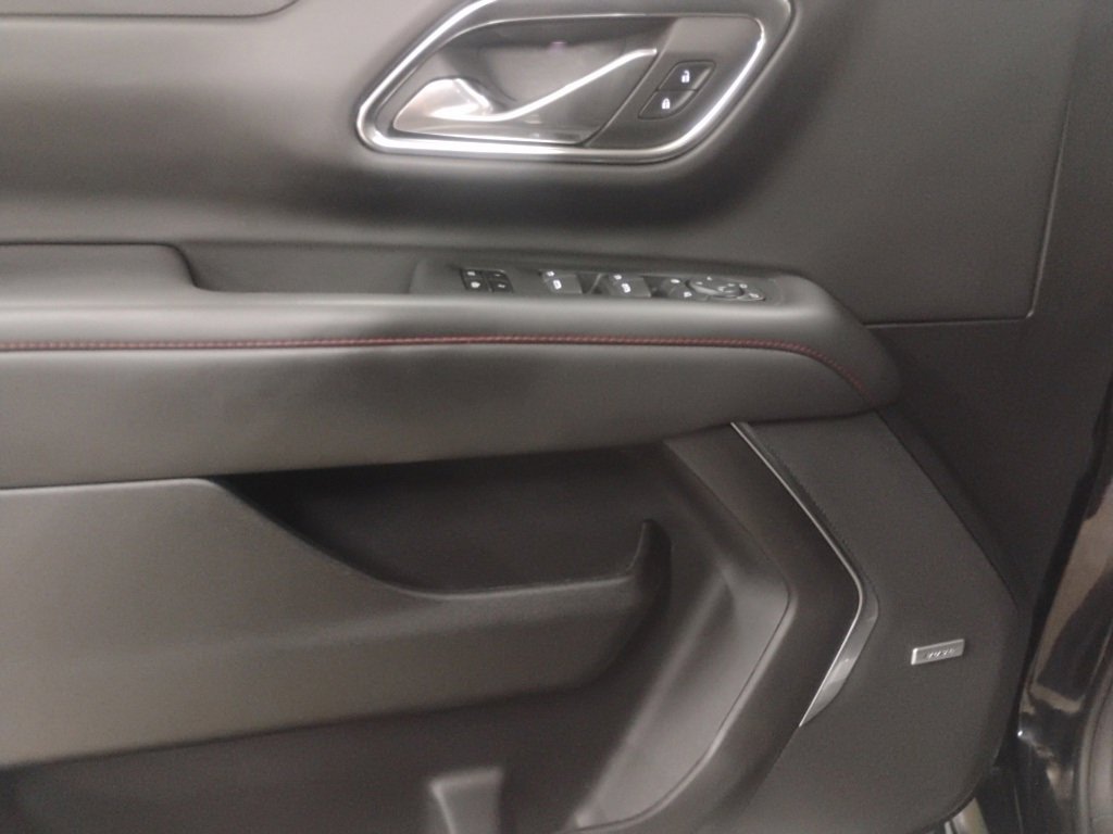 Used 2024 Chevrolet Tahoe RST image 17