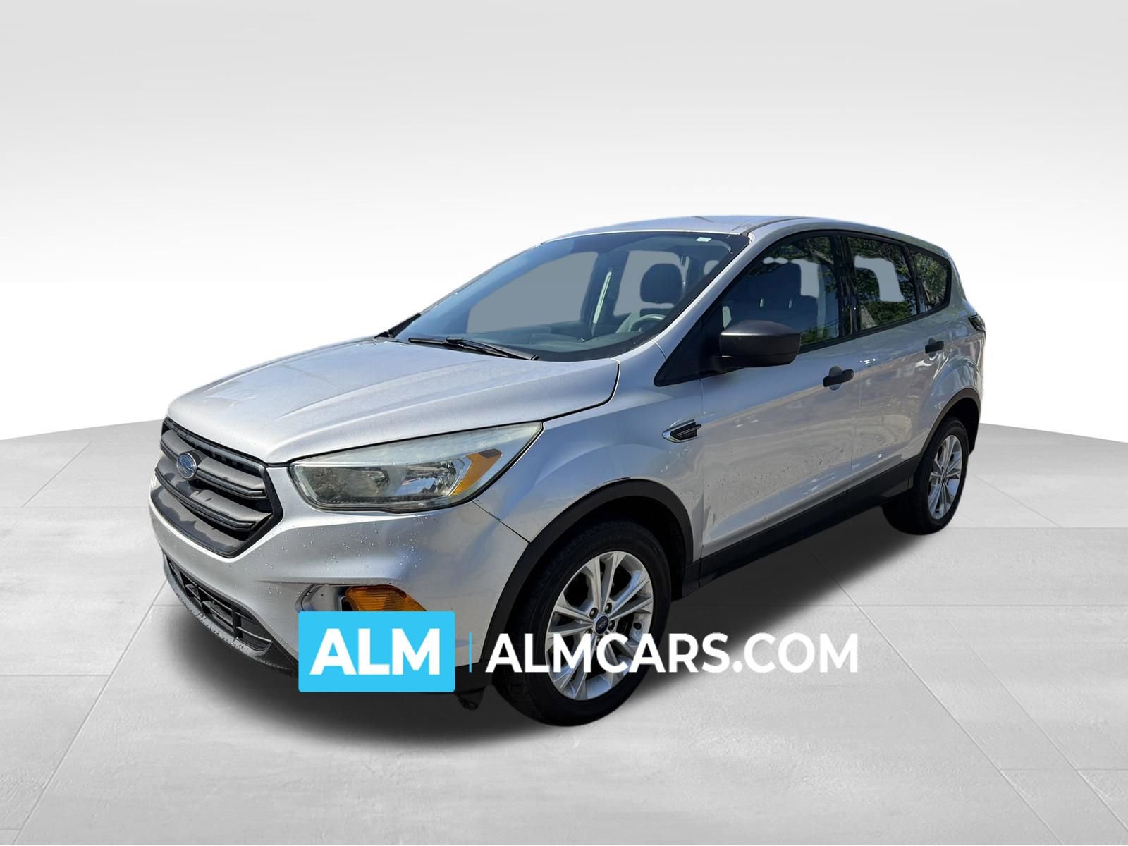 Used 2017 Ford Escape S FWD image 1