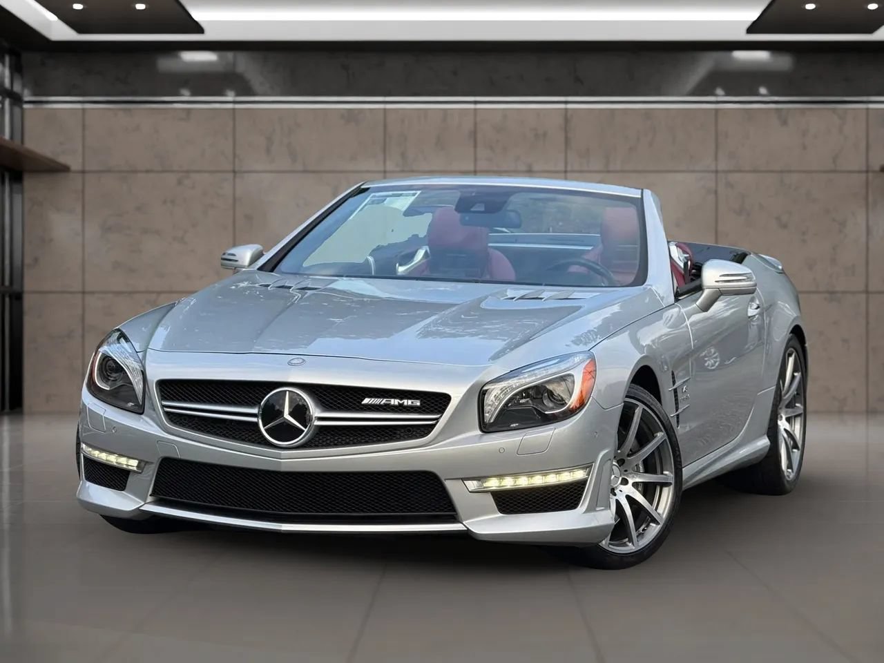 Used 2013 Mercedes-Benz SL 63 AMG w/ Premium Pkg image 23