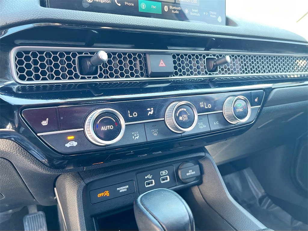 Used 2022 Honda Civic Touring image 15