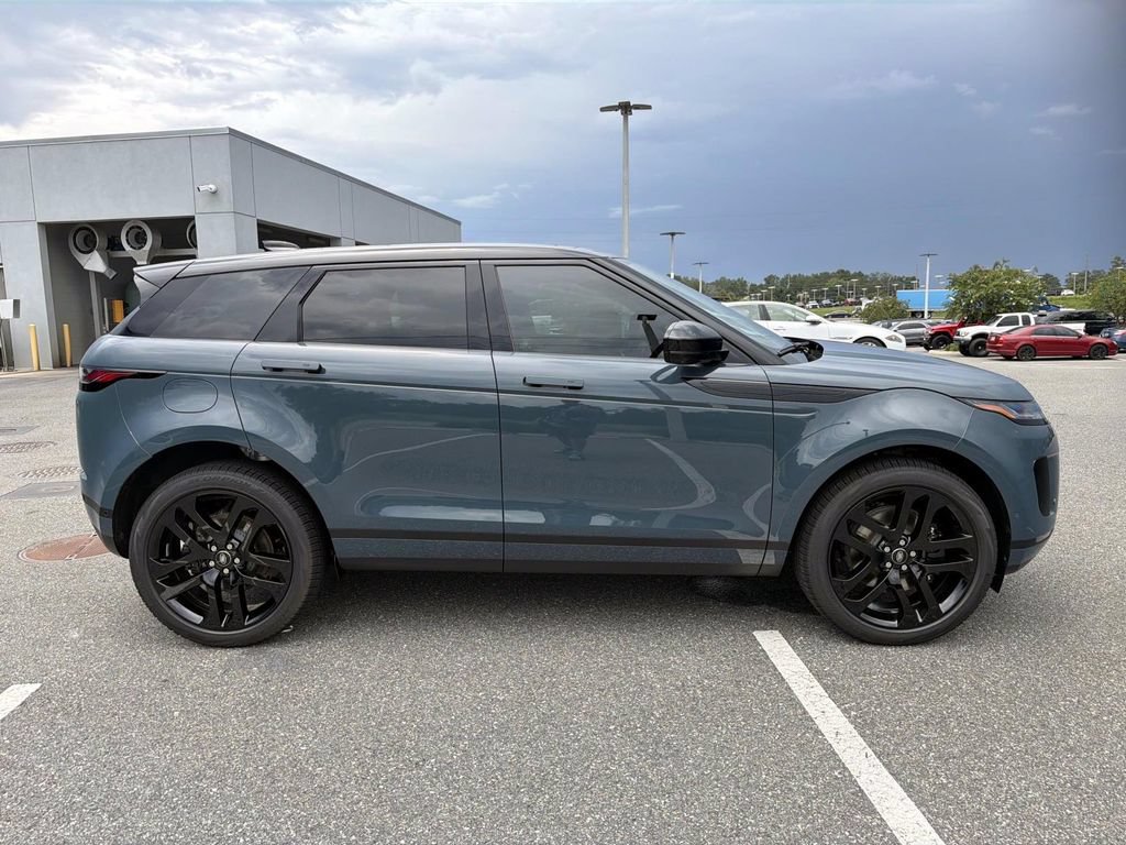 New 2026 Land Rover Range Rover Evoque S AWD/4WD image 6