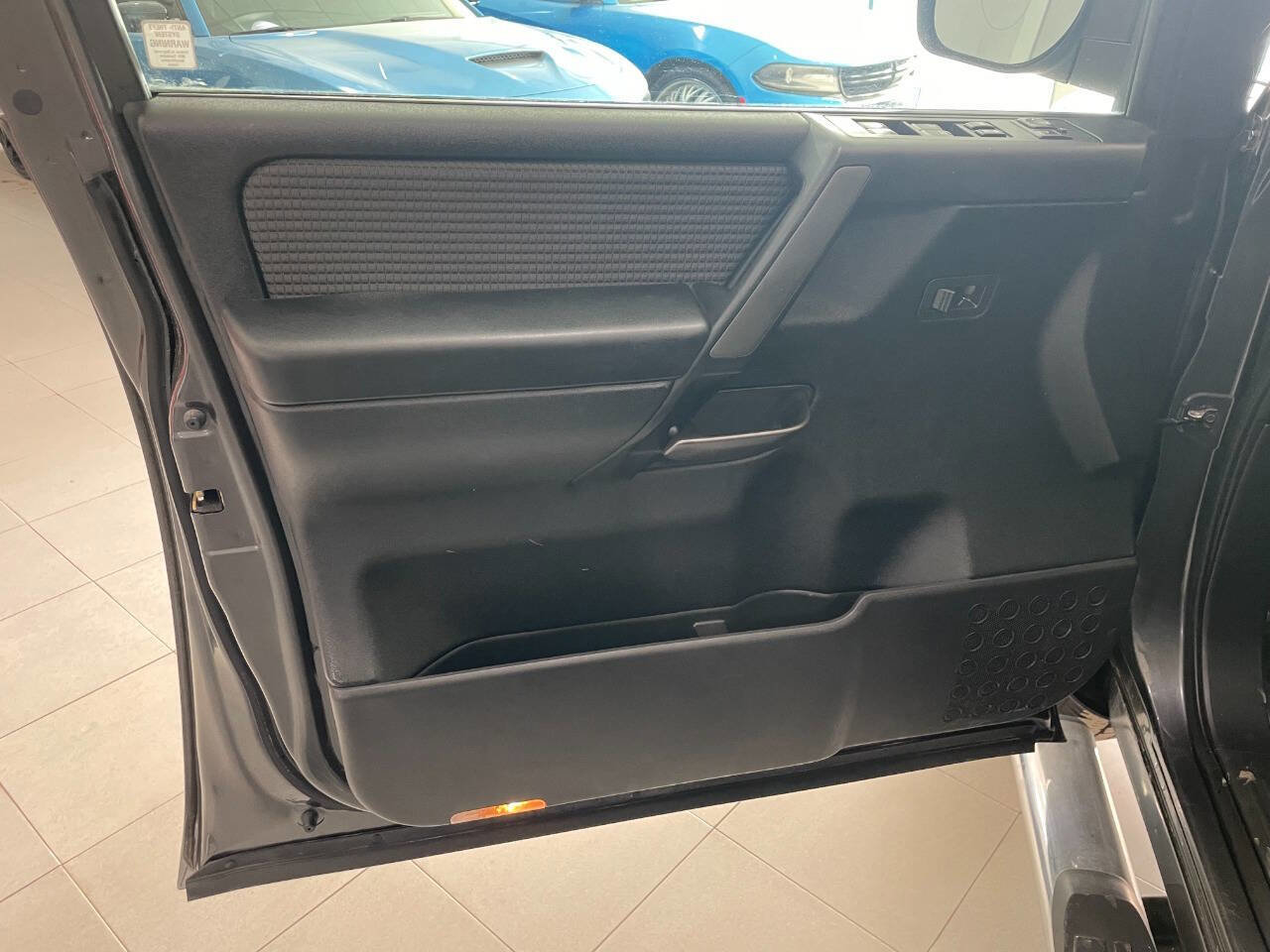 Used 2012 Nissan Titan SV image 14