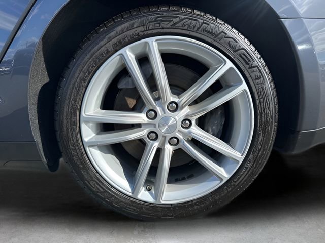 Used 2016 Tesla Model S 90D image 11