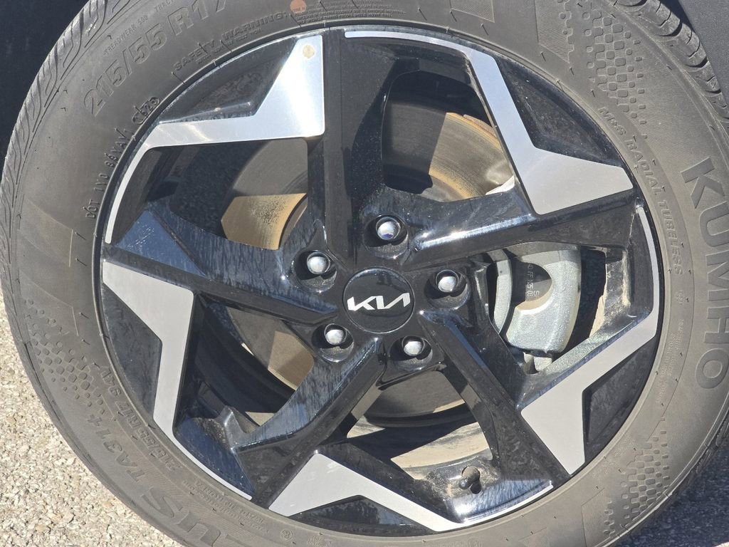 Used 2025 Kia Seltos EX image 10