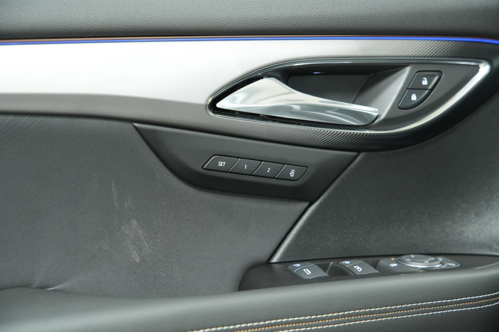 New 2025 Buick Envision Sport Touring image 25