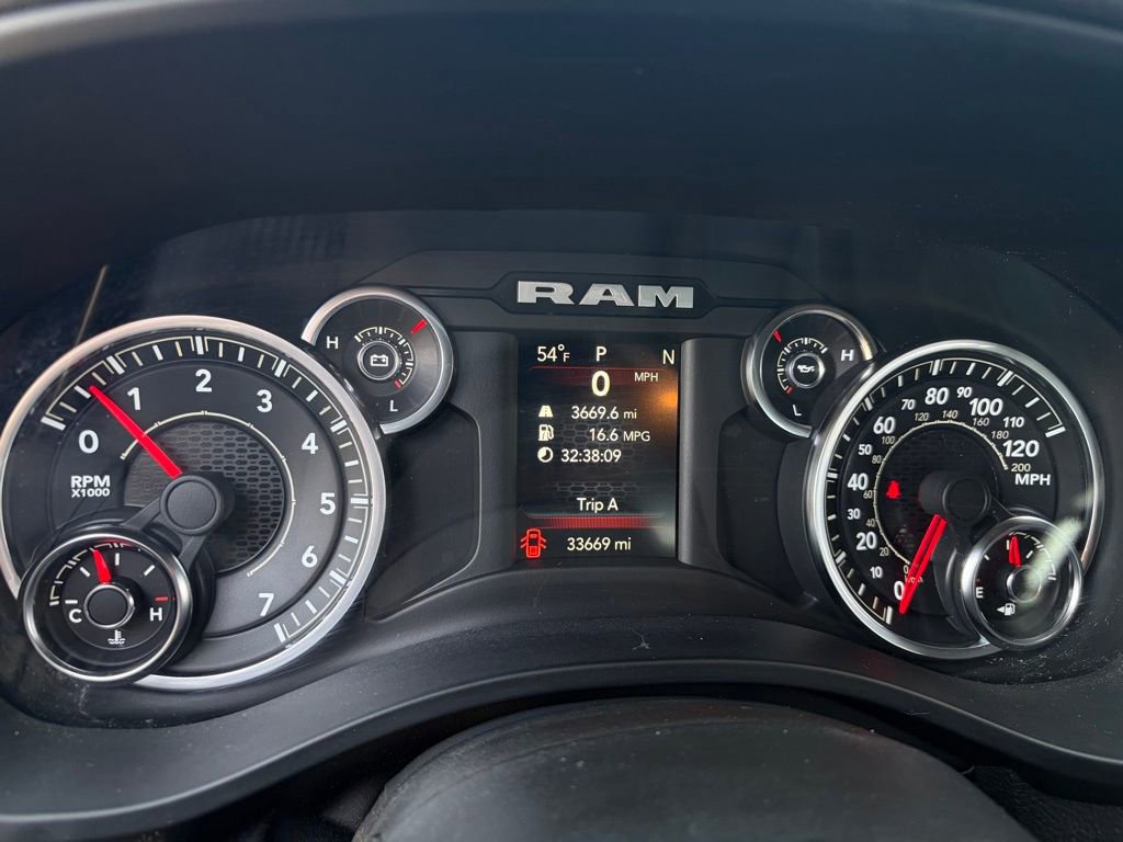 Used 2023 RAM 1500 Big Horn AWD/4WD image 23