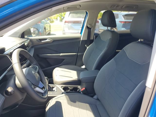 New 2026 Volkswagen Taos SE FWD image 16