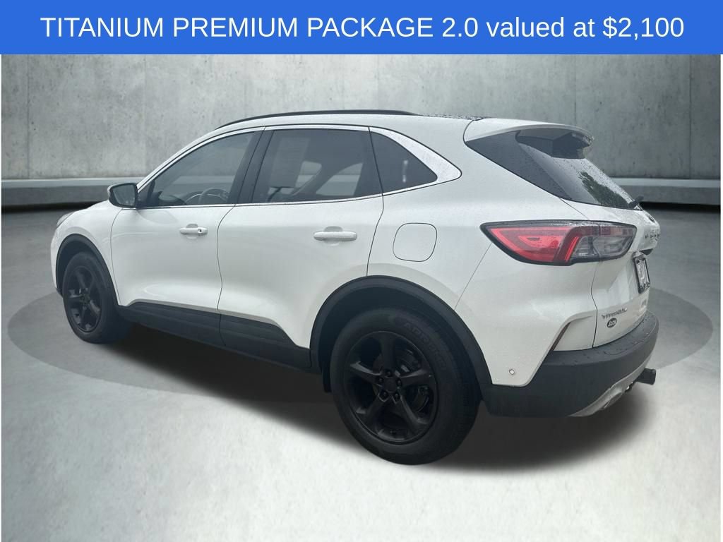 Used 2020 Ford Escape Titanium w/ Titanium Premium Package 2.0 AWD/4WD image 4