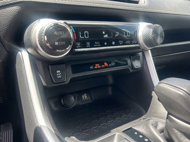 Used 2024 Toyota RAV4 XLE FWD image 27