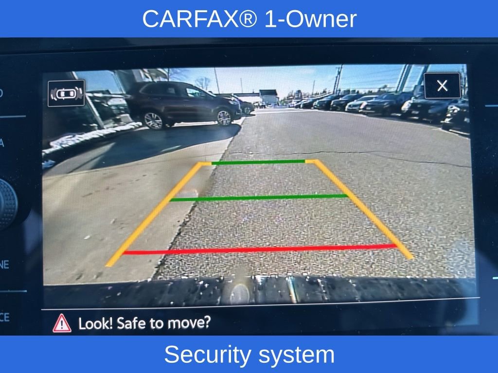 Used 2024 Volkswagen Tiguan SE R-Line image 25