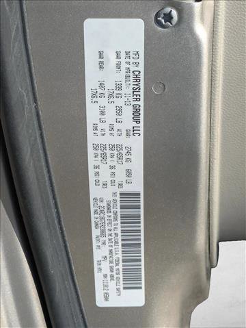 Used 2014 Chrysler Town & Country Touring image 26