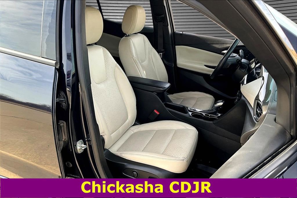 Used 2021 Buick Encore GX Essence w/ Sport Touring Package image 27