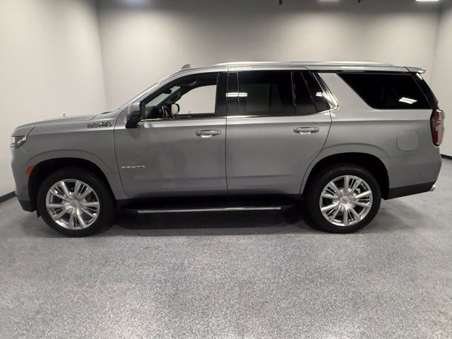 Used 2023 Chevrolet Tahoe High Country w/ Advanced Technology Package AWD/4WD image 9