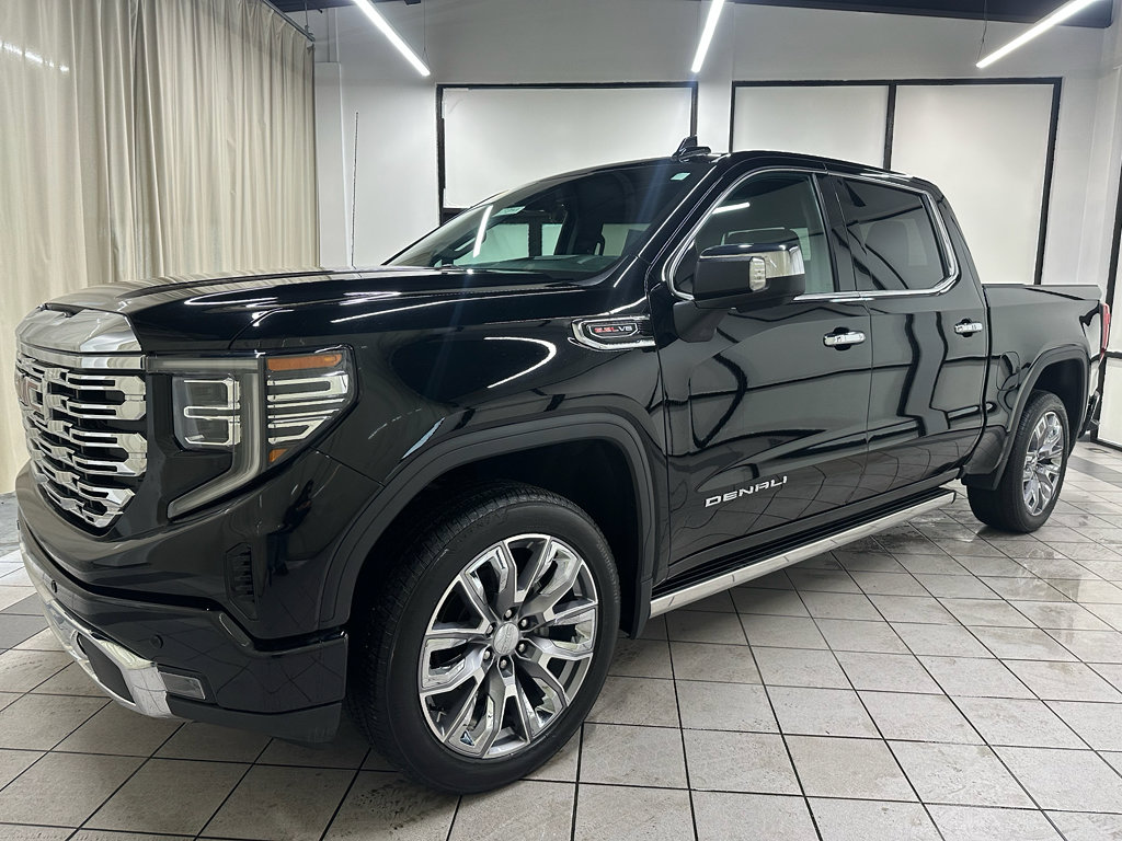 Certified 2022 GMC Sierra 1500 Denali w/ Denali Reserve Package AWD/4WD image 14