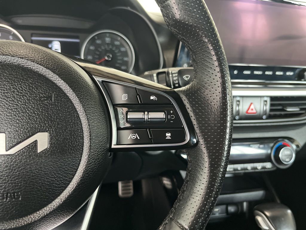Used 2022 Kia Forte GT-Line w/ GT-Line Technology Package image 7