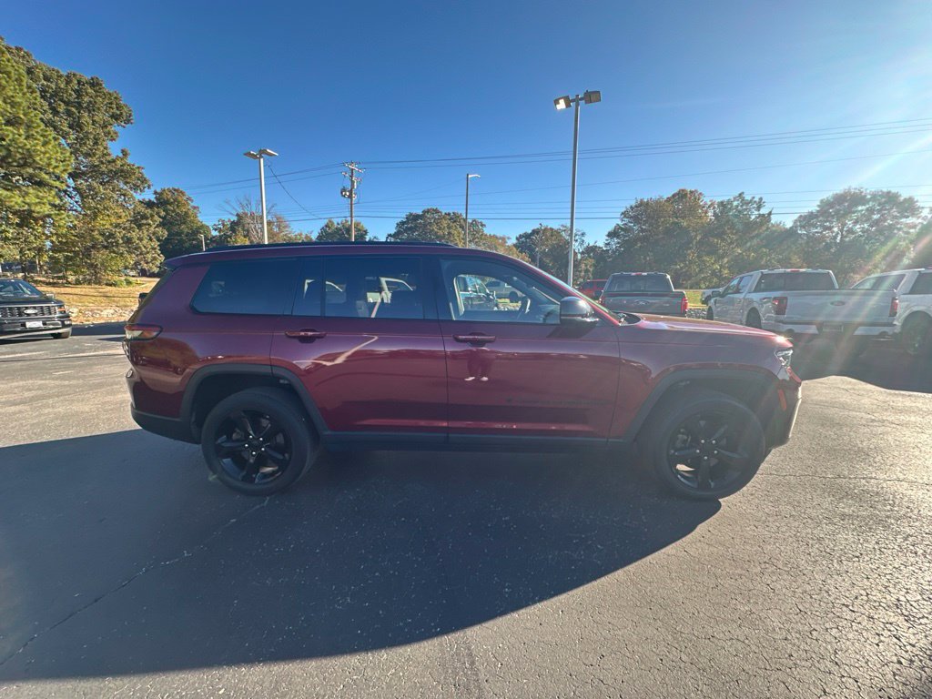 Used 2023 Jeep Grand Cherokee L Laredo AWD/4WD image 7