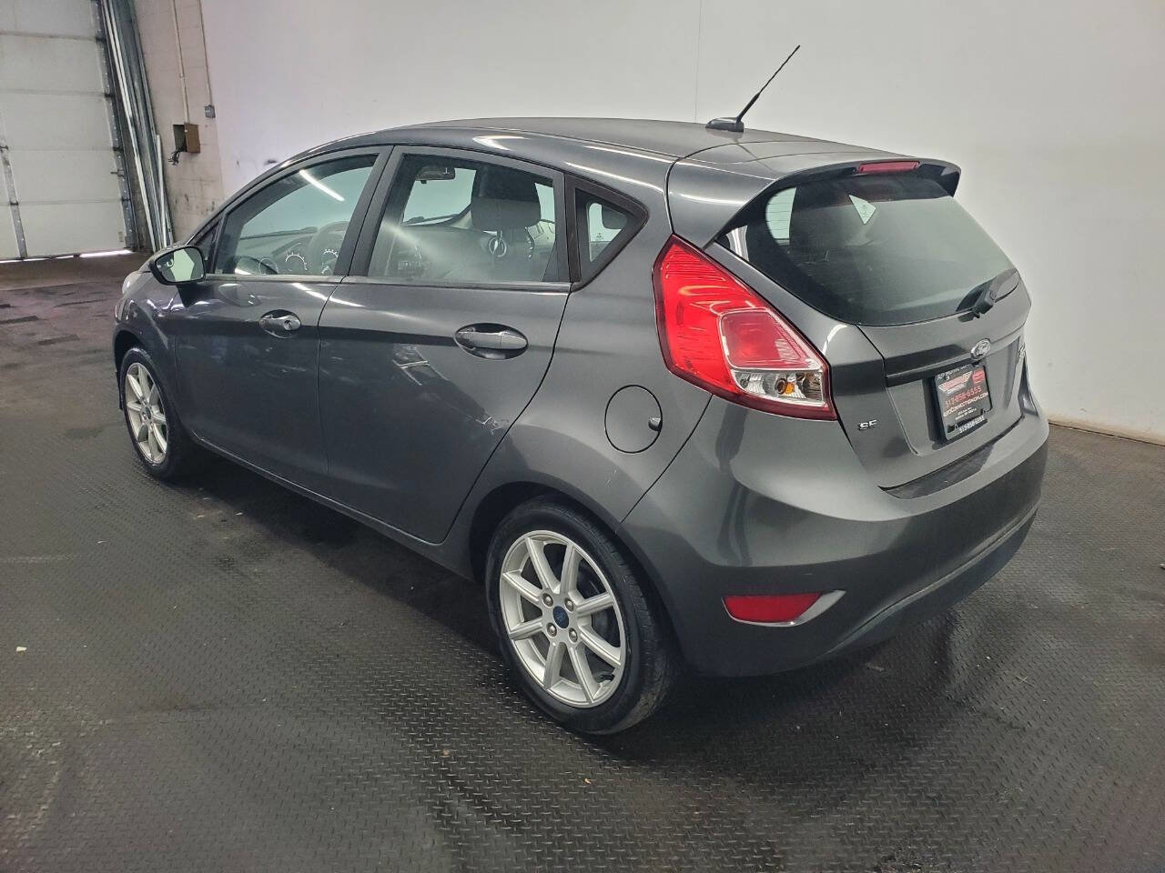 Used 2019 Ford Fiesta SE w/ Equipment Group 201A image 5