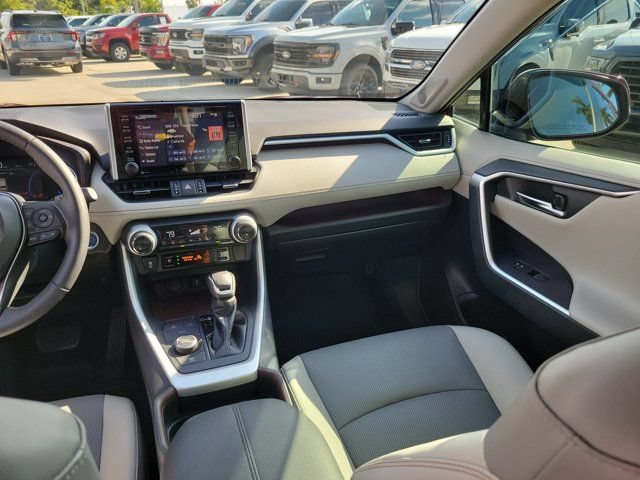 Used 2020 Toyota RAV4 Limited w/ Limited Grade Weather Package AWD/4WD image 24