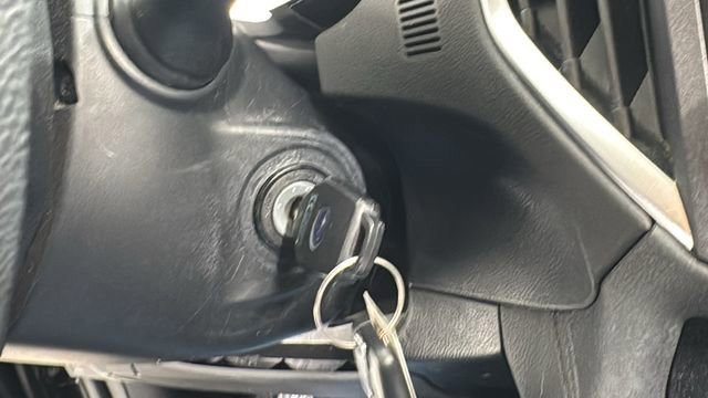 Used 2023 Subaru Crosstrek 2.0i AWD/4WD image 23