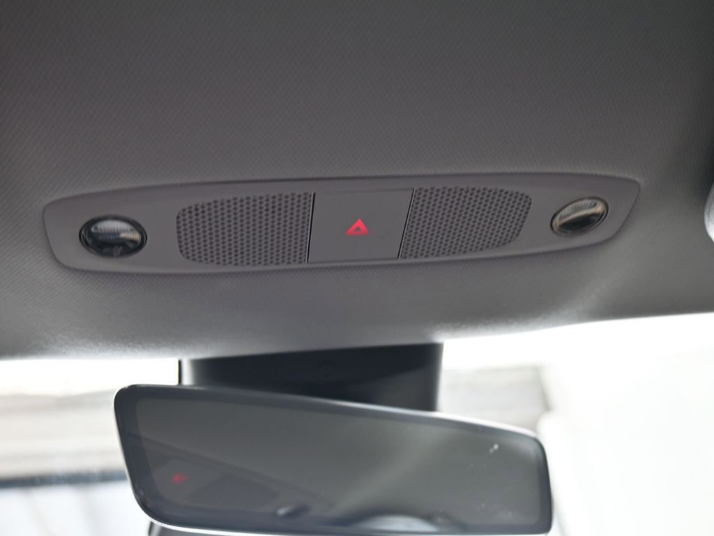 Used 2023 Tesla Model 3 Standard Range image 25