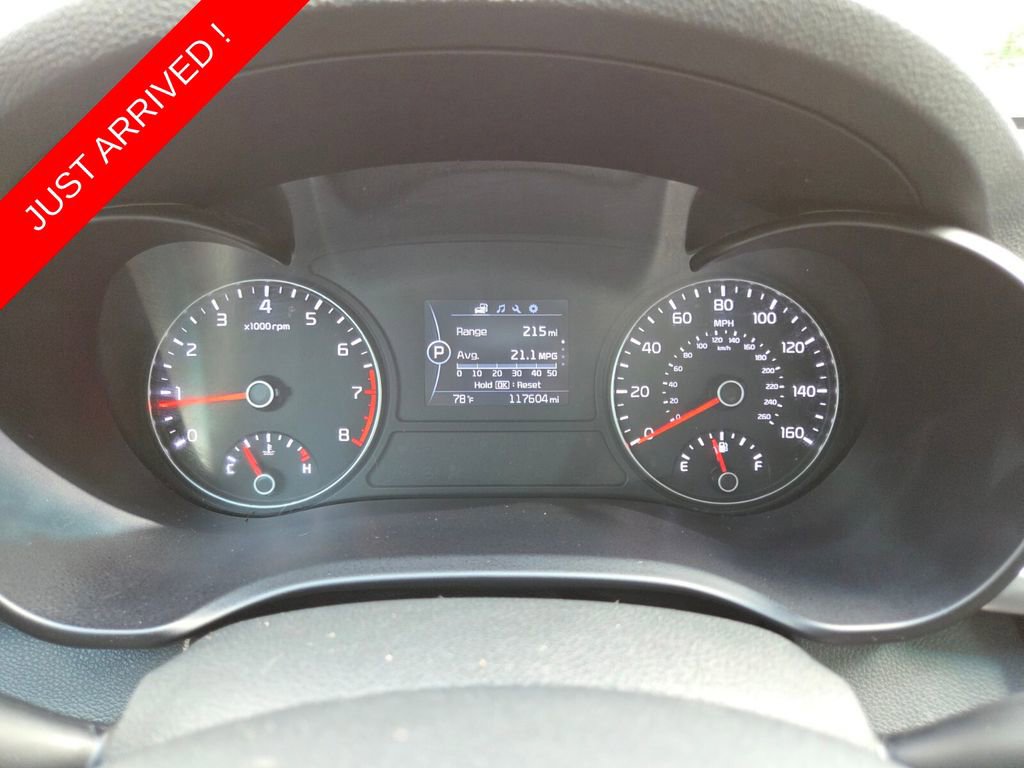 Used 2018 Kia Optima LX w/ 17" Alloy Wheels Package FWD image 31