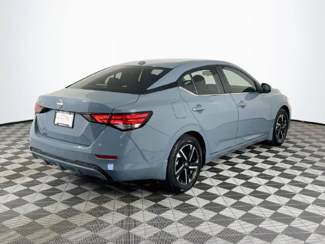 Used 2025 Nissan Sentra SV w/ All-Weather Package FWD image 8