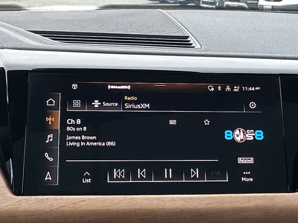 Used 2023 Audi e-tron GT Prestige image 16