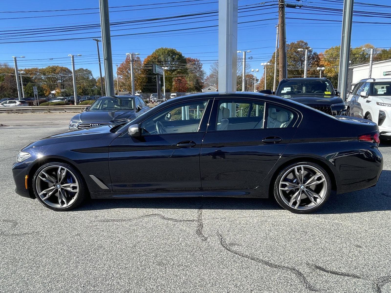 Used 2023 BMW M550i xDrive w/ Executive Package image 9