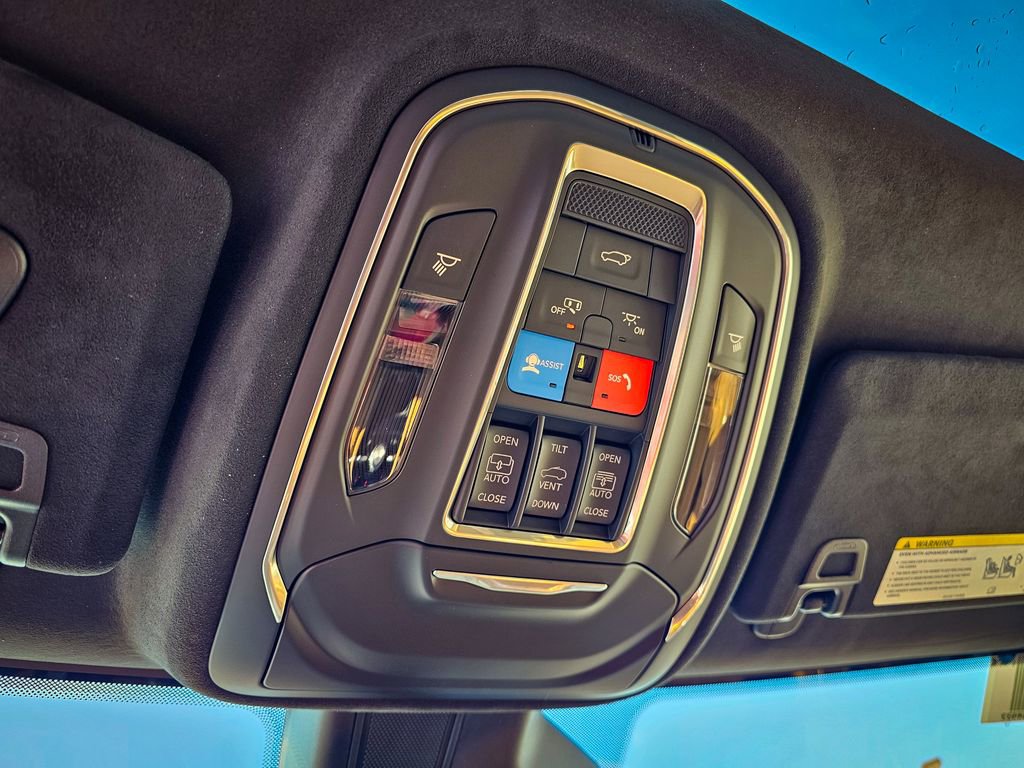 New 2026 Jeep Grand Cherokee Summit image 36