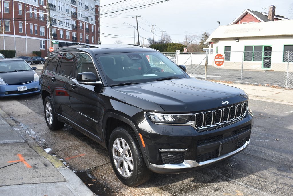 Used 2022 Jeep Grand Cherokee L Limited image 4