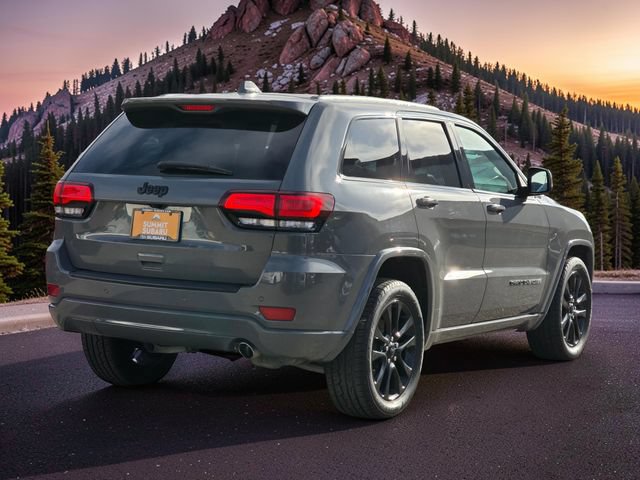 Used 2019 Jeep Grand Cherokee Altitude RWD image 7