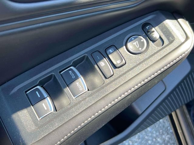 Used 2025 Honda Accord Sport image 18