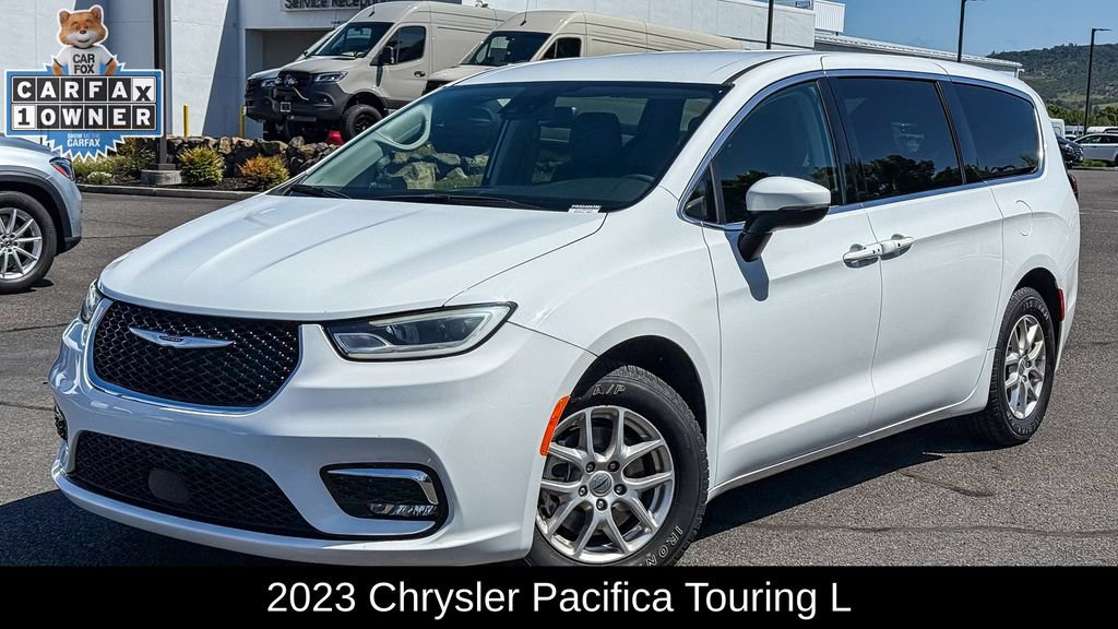 Used 2023 Chrysler Pacifica Touring-L