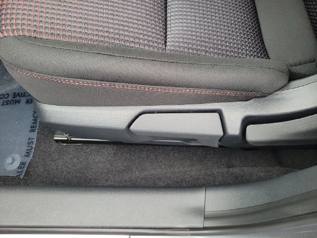 New 2027 Nissan Sentra SR w/ Floor Mat Package FWD image 18