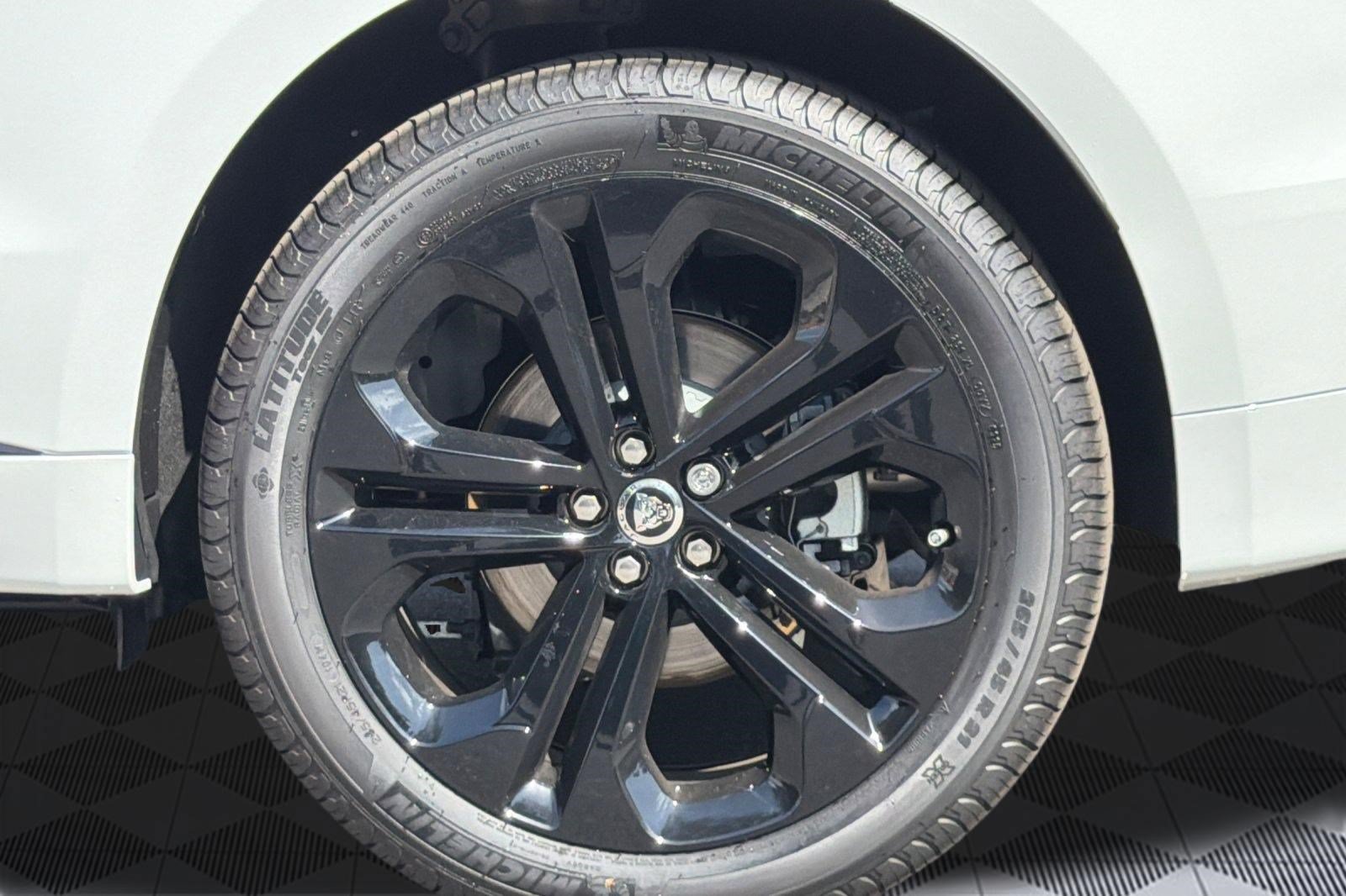 New 2026 Jaguar F-PACE R-Dynamic S AWD/4WD image 13