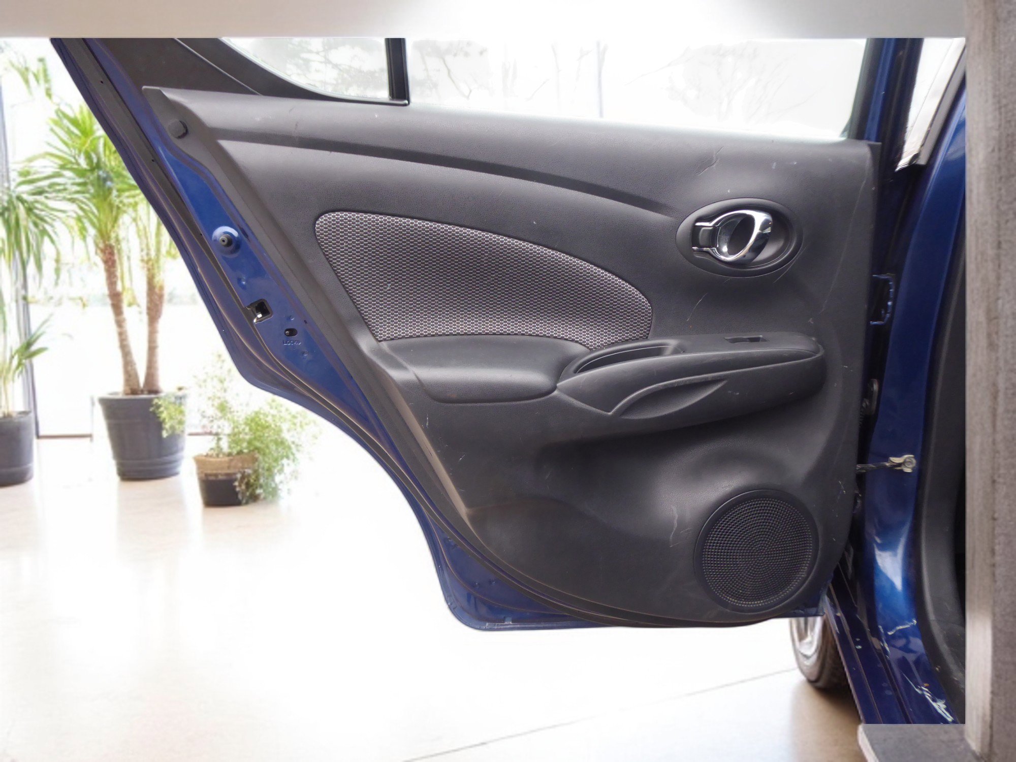 Used 2018 Nissan Versa SV w/ SV Special Edition Package image 20