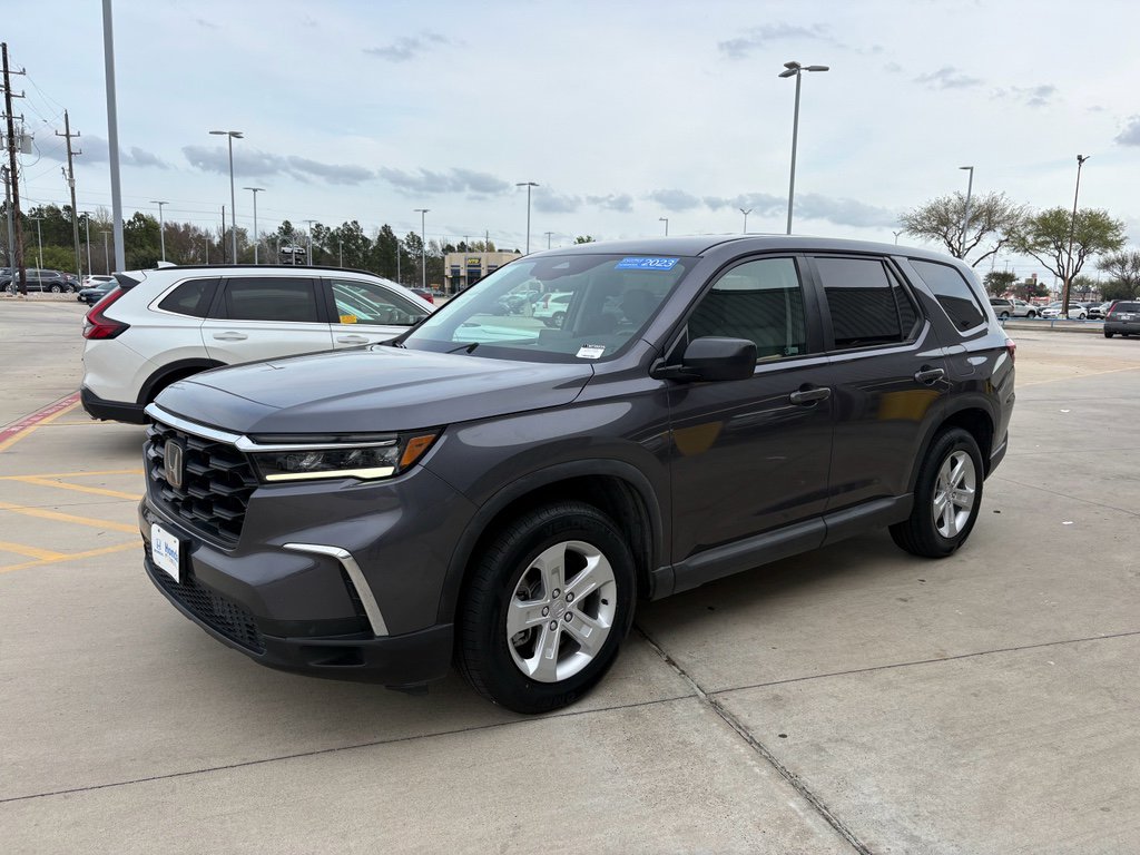 Certified 2023 Honda Pilot LX image 4