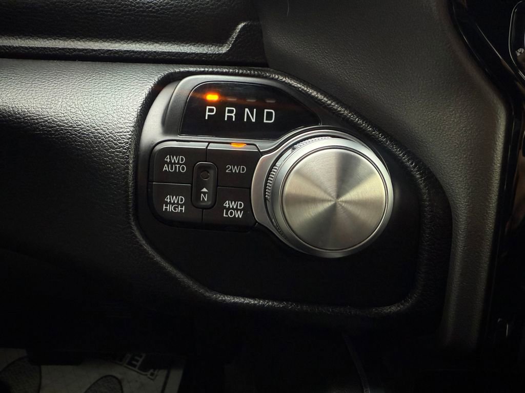 Used 2021 RAM 1500 Laramie w/ Night Edition image 24