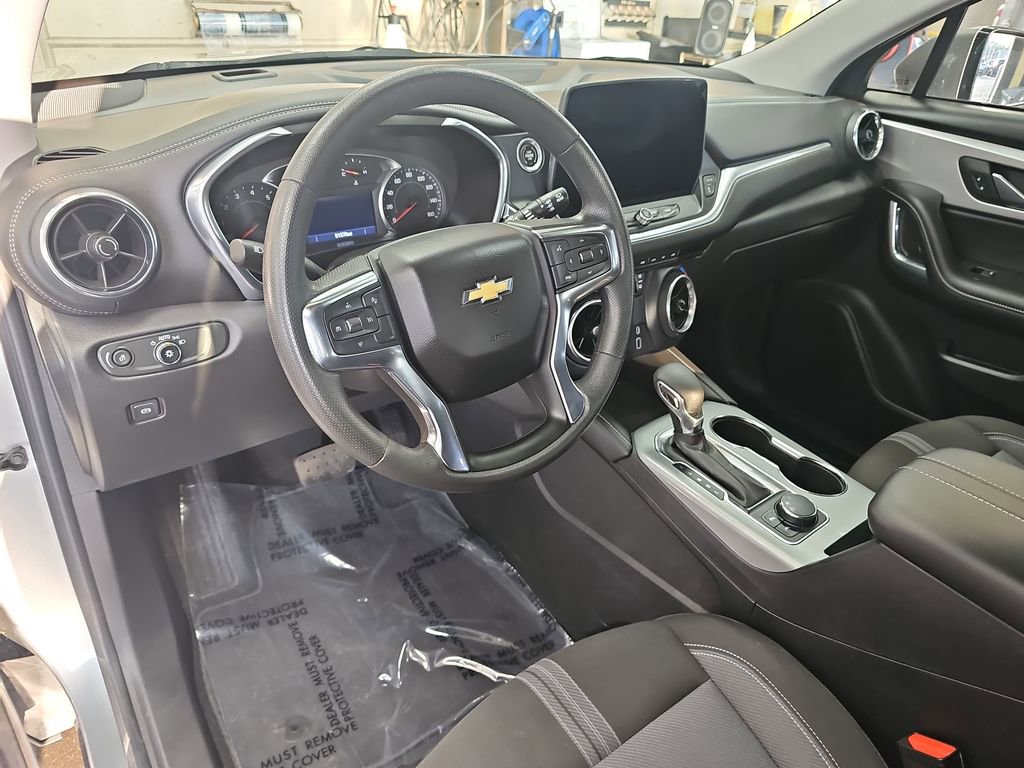 Used 2023 Chevrolet Blazer LT w/ Driver Confidence Package FWD image 15