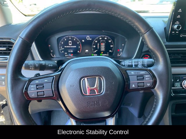 Used 2025 Honda Pilot Elite image 7