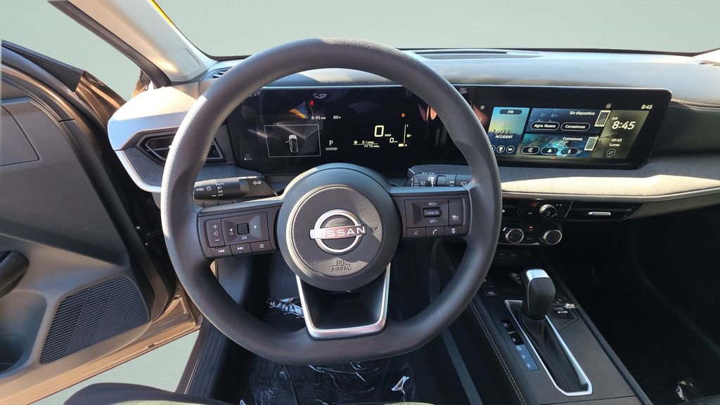 Used 2025 Nissan Kicks SV image 23