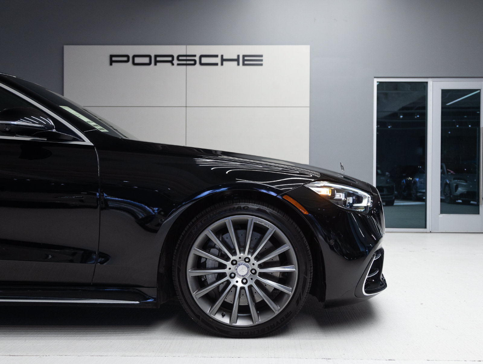 Used 2023 Mercedes-Benz S 580 4MATIC Sedan image 11