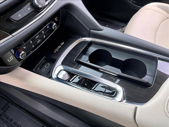 Used 2024 Buick Enclave Essence FWD image 15