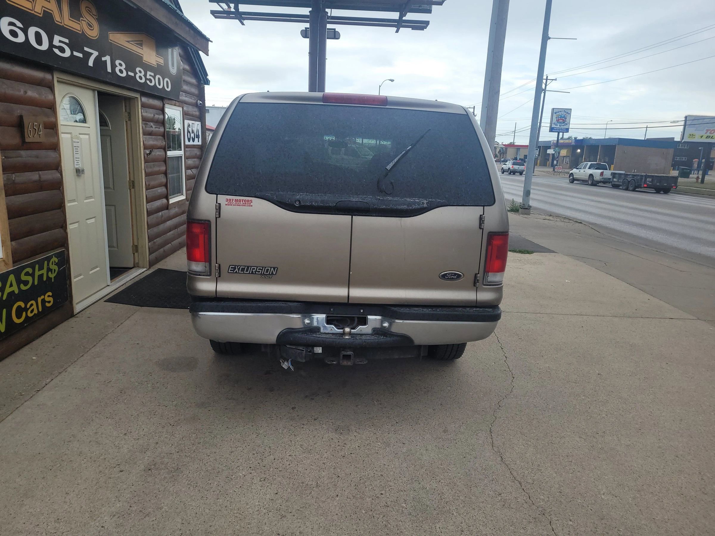 Used 2000 Ford Excursion XLT image 4