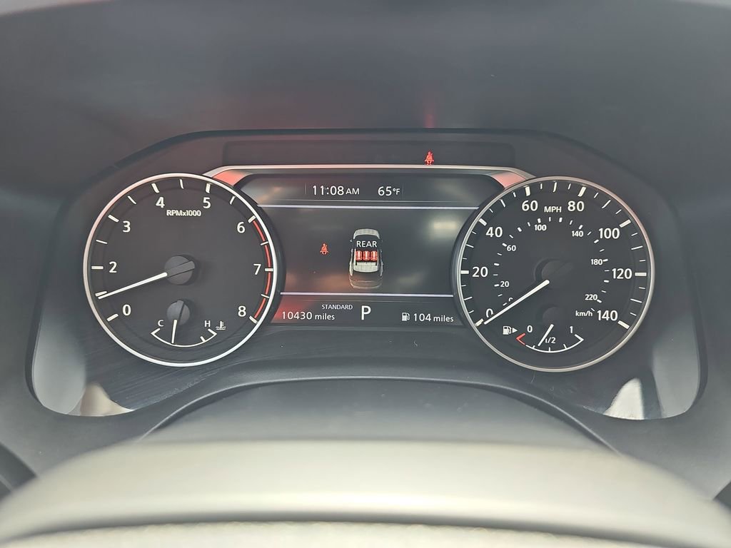 Used 2025 Nissan Rogue SV w/ SV Premium Package image 23