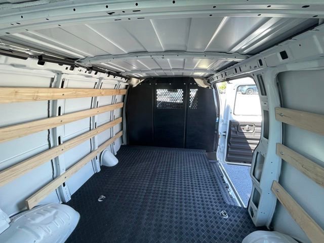 Used 2025 GMC Savana 2500 w/ Driver Convenience Package RWD image 12