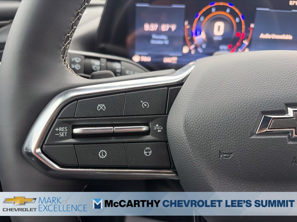 New 2027 Chevrolet Traverse Z71 w/ Enhanced Driving Package AWD/4WD image 8