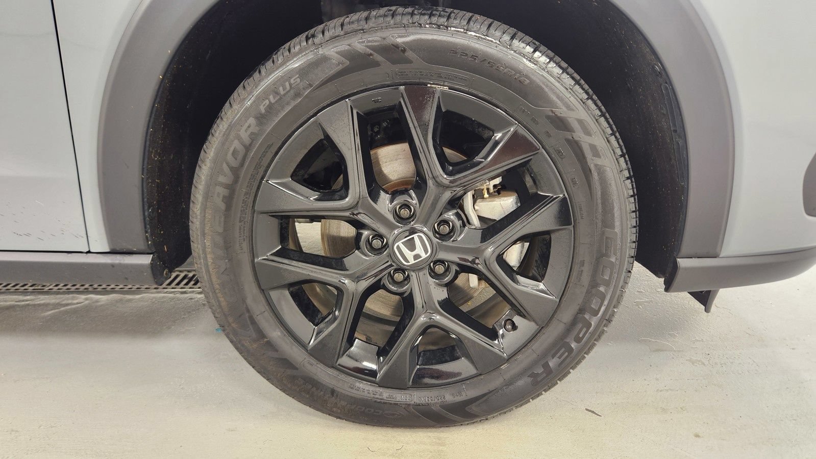 Used 2024 Honda HR-V Sport image 9